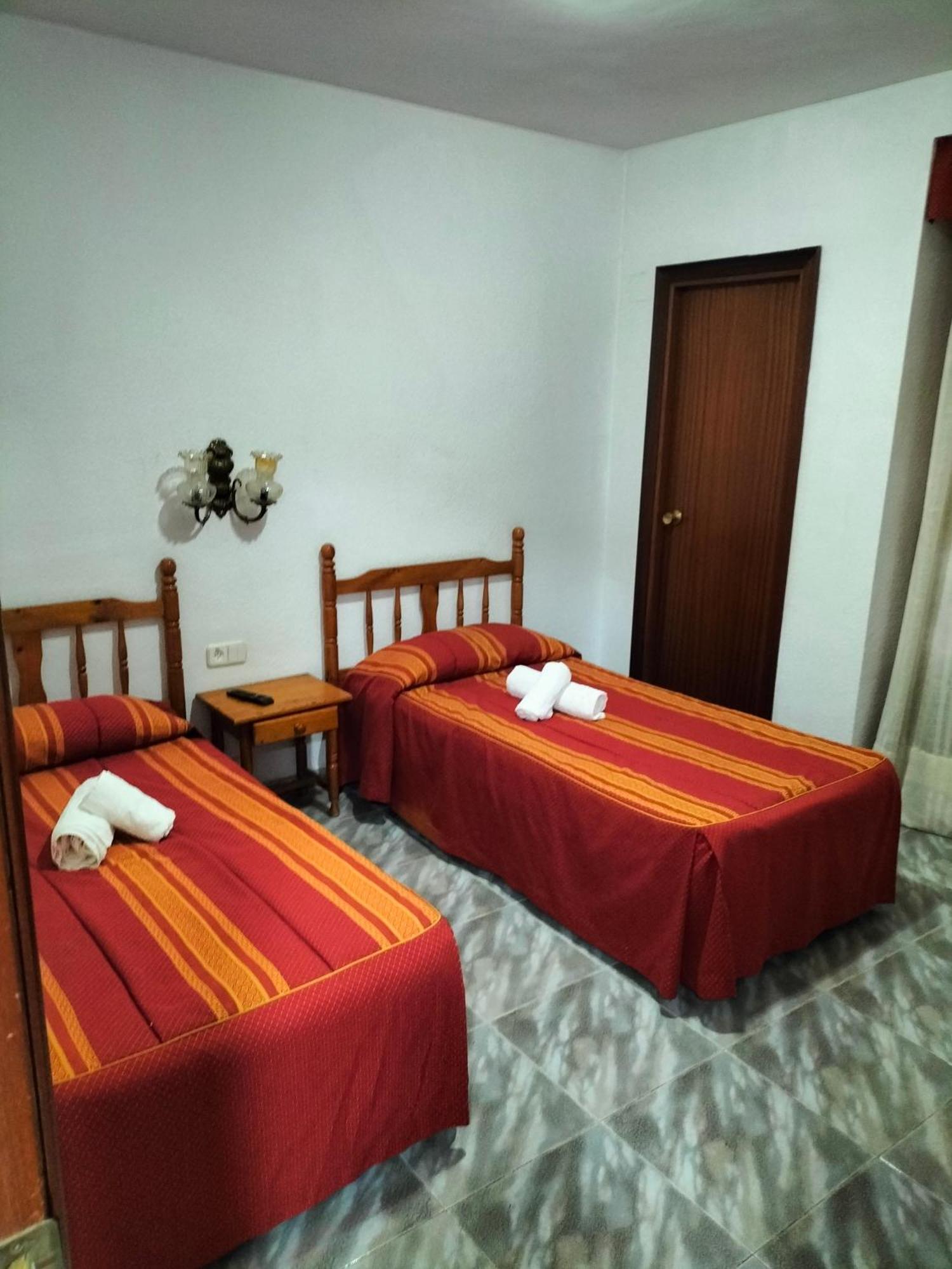 Pension Rioja Quinto Exterior photo